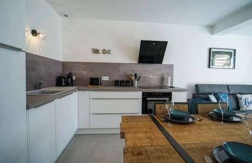 Chaparon Apartment | The Family Lake - Appartement 2 Chambre, Terrasse & Parking