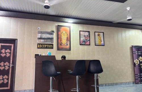 Faizabad Hotel | The Family Palace