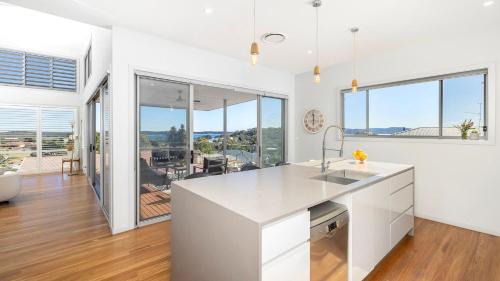 Corlette House | The Family Tide