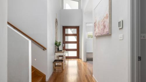 Corlette House | The Family Tide