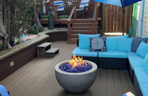 Baywood Park House | The Famous Zen Den one block from the water