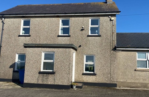 Ballycastle House | The Farm House Sleeping 8 people at Aganmore Farm