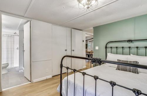 Fredericksburg Villa | The Farmer's Cottage at Kings Crossing