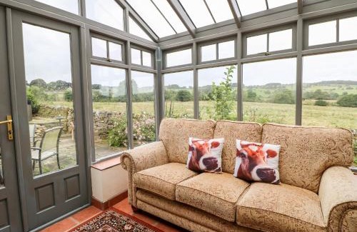 Bakewell House | The Farmhouse