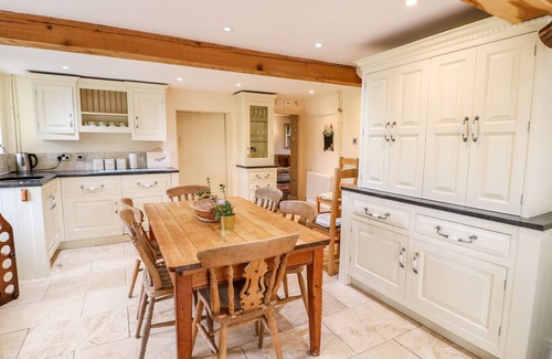 Bakewell Cottage | The Farmhouse