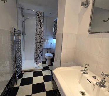 Cratfield House | The Farmhouse, Holly Tree Barns