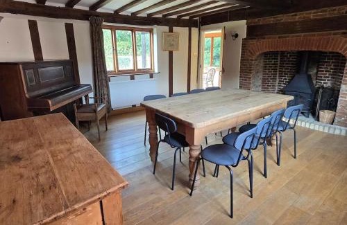 Cratfield House | The Farmhouse, Holly Tree Barns