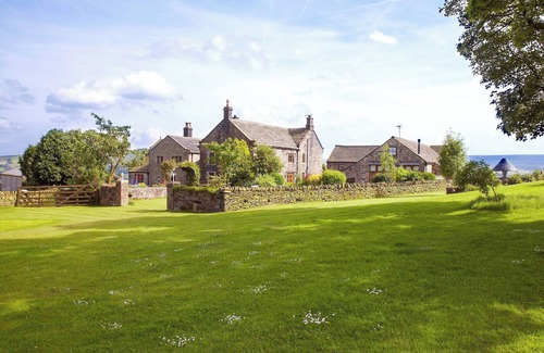 Hepworth Cottage | The Farmhouse - UK4188