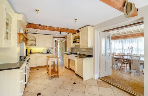 Burgh le Marsh Cottage | The Farmhouse- UK47148