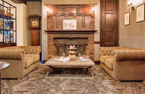 Ludwel Hotel | The Feathers Hotel