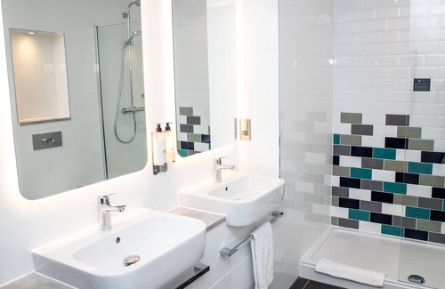 Ludwel Hotel | The Feathers Hotel