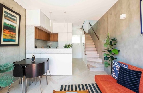 Alexandria Apartment | The Fern Double story Luxury Suite with Terrace