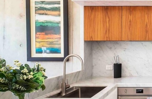 Alexandria Apartment | The Fern Double story Luxury Suite with Terrace