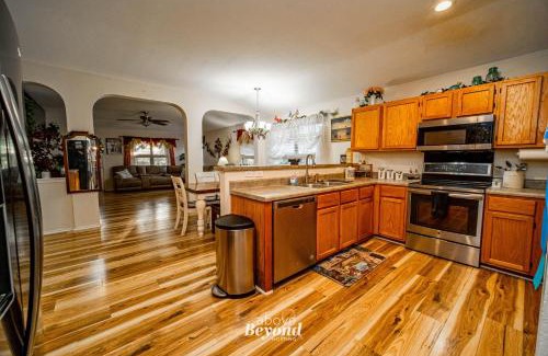 West San Antonio House | The Festive Veteran