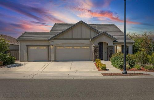 Roseville House | The Fiddyment Roost