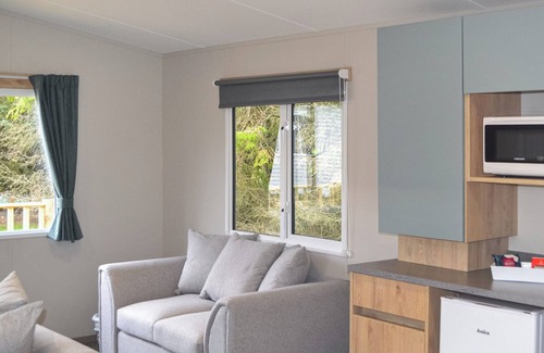 Forres Cottage | The Finch offers a comfortable space for 4 guests.