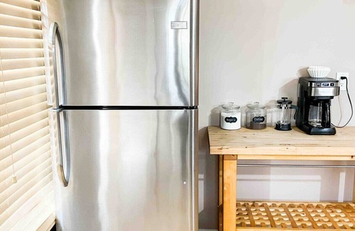 Lakewood Apartment | The Firepit Townhouse in Lakewood