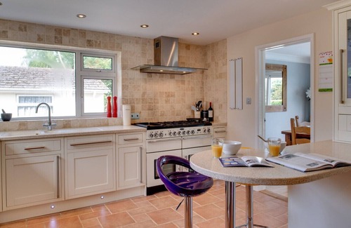 Galmpton House | The Firs - Three Bedroom House, Sleeps 6