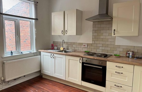Wigan House | The First-central Wigan 8 guests