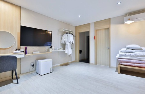 Changwon Hotel | The First Hotel