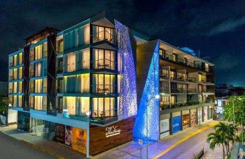 Centro Hotel | The Fives Downtown Hotel & Residences, Curio Collection by Hilton
