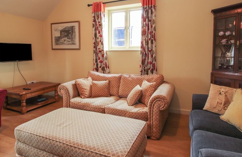 Ellesmere Cottage | THE FLO JO, pet friendly, with a garden in Ellesmere