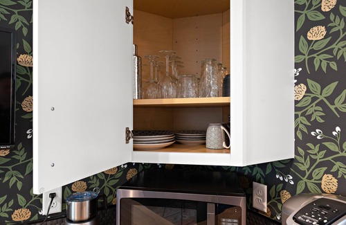 Auburn Cottage | The Flower Bed studio cottage-your private garden paradise