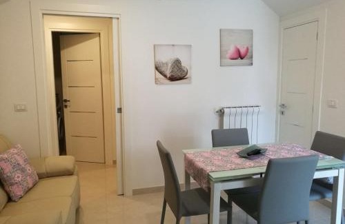 Magazzeno Apartment | THE FLOWERs