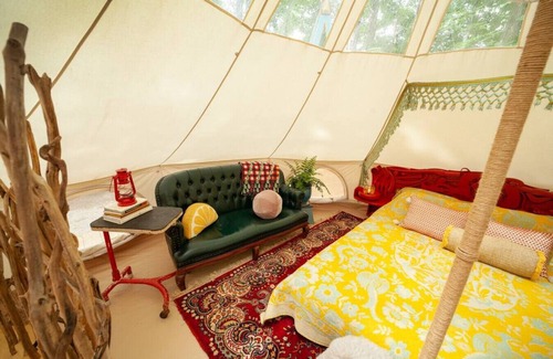 Roxbury RV Rental | The Forest Belle Glamping at Bellfire in the Catskills