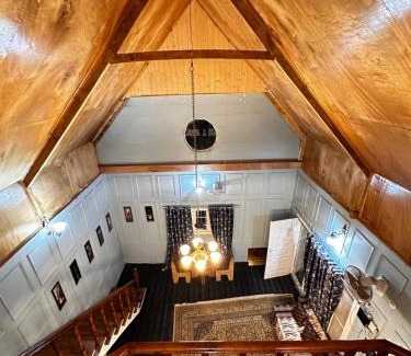 Brein House | The Forest Way Loft by YEMBERZAL
