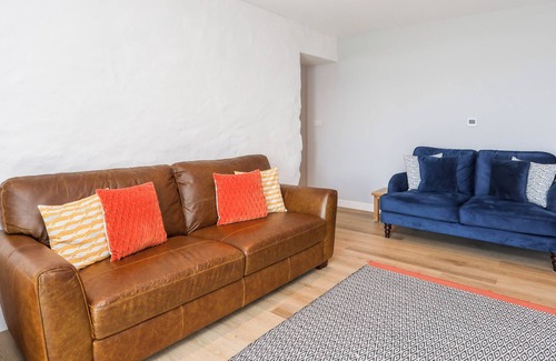 Bryngwran Cottage | THE FORGE, pet friendly, character holiday cottage in Rhosneigr