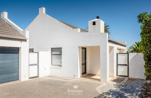 Shelley Point House | The Fountains 15