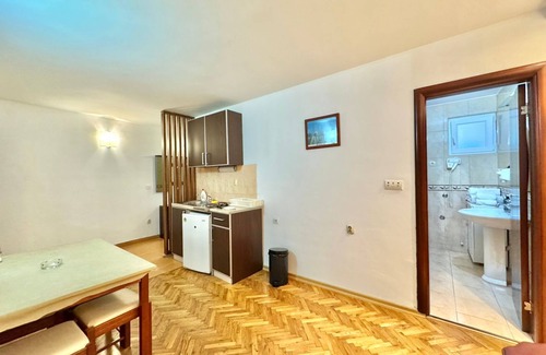 Sveti Stefan Apartment | The Four Fish Apartments