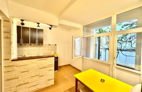 Sveti Stefan Apartment | The Four Fish Apartments