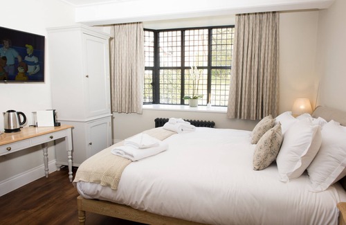 Winchester Bed & Breakfast | The Fox