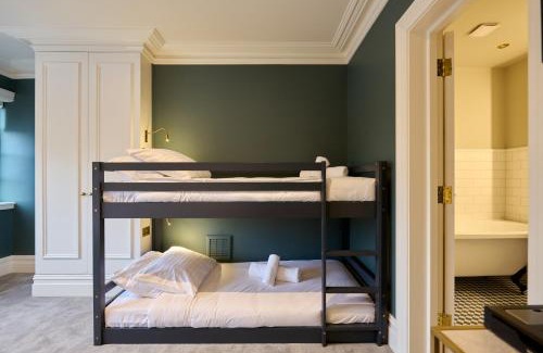 Hanwell Apartment | The Fox Pub & Inn