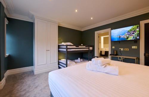 Hanwell Apartment | The Fox Pub & Inn