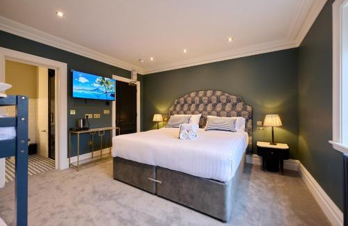Hanwell Apartment | The Fox Pub & Inn