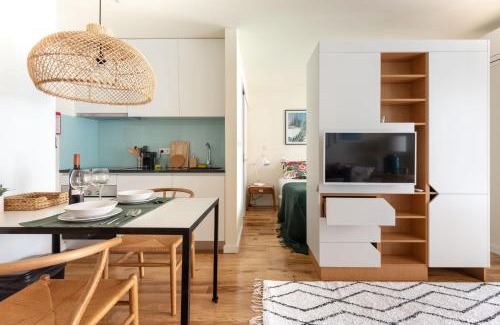 Foz do Douro Apartment | The Foz Garden Studio