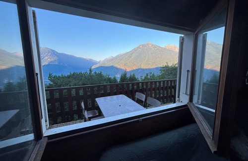 Saint-Martin-sur-la-Chambre Ski Chalet | The mountain without the crowd