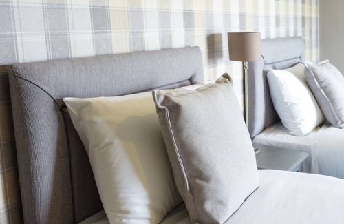 Holworth Hotel | The Frampton Arms