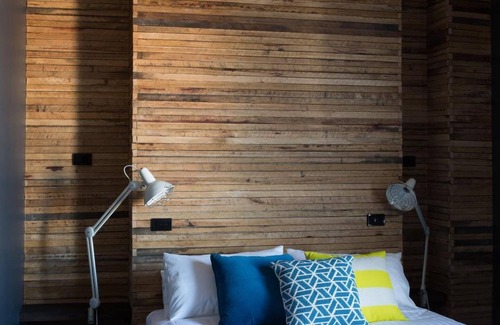Adelaide Central Business District Hotel | The Franklin Hotel