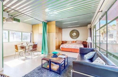 Uptown Design District Apartment | The Frey