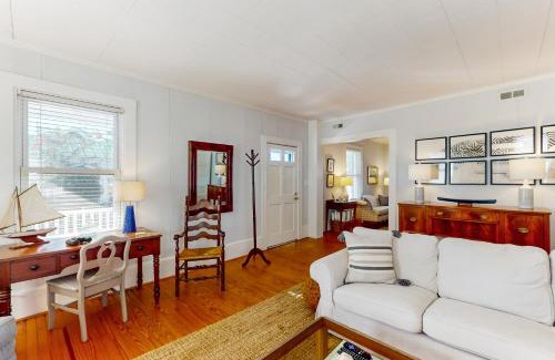 Morehead City House | The Front Porch on Ann Street