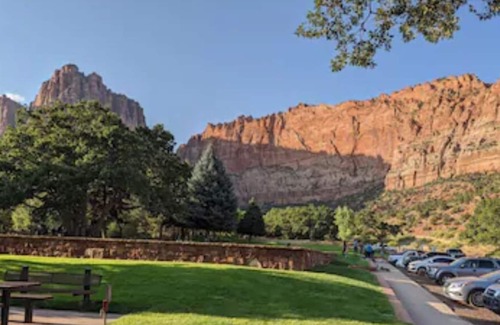 Hildale House | The Full Rockmoore House