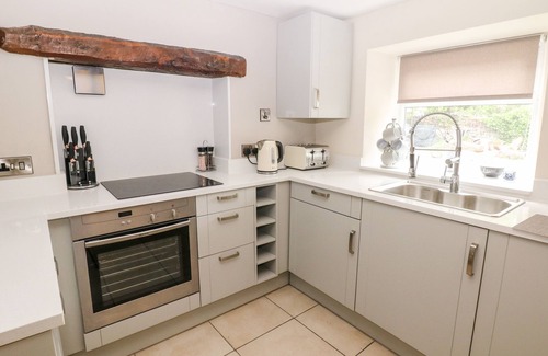 Castleton Cottage | The Gables
