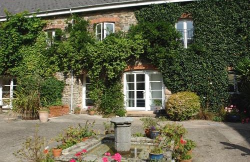 Kingsbridge House | The Gallery