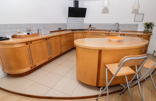 Tenby Cottage | The Gallery