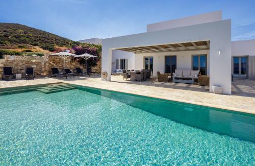 Antiparos Villa | The Gallery Home - Elegant Villa In Antiparos