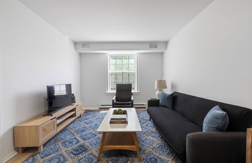 Old Town Alexandria Condo | The Gallery Unit 201
